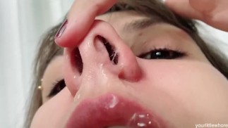 jeu fétichiste des mors et des nez