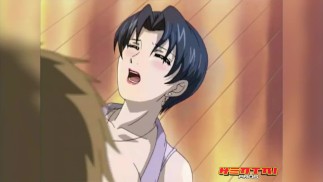Hentai-Profis - Kazuhikos Stiefmutter und Stieftante streiten sich um seinen Schwanz und haben am Ende einen wilden Dreier
