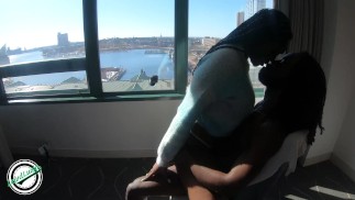 Pareja amateur Ebony folla apasionadamente en el puerto [VIDEO COMPLETO 4K]