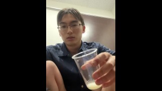 Horký Japonský Školák Pít Vlastní Sperma Necenzurované Amatér