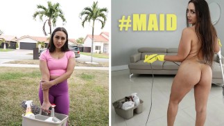 BANGBROS - Моя грязная горничная Лили Холл трахается за деньги