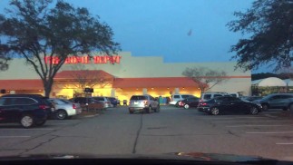 RISKY AF Schnelles Saugen bei Home Depot