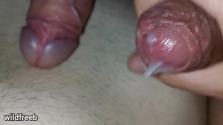 Hunk mi viene addosso dopo aver stretto il suo grosso cazzo, gemendo forte