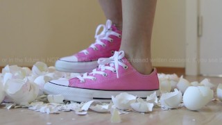 节省 5 个月的蛋壳粉碎 |粉色运动鞋 Converse All Star