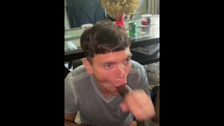 Сосу Огромный Черный Член, Пока Не Проглочу Его Ношу и Не Лопну Свою Огромную Ношу