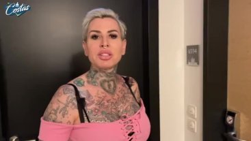Im Hotelflur geile Milf gefickt 
