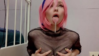 [春野さくら]黒髪ロングの色白お姉さんが敏感な乳首を執拗に手マンされて絶頂