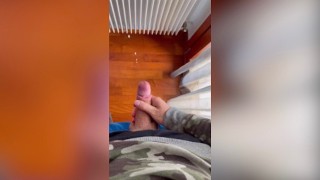 precum masturbazione ed epica enorme sborrata