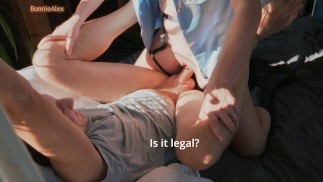 Esposa cachonda toma el poder en sus propias manos y se folla al marido en la posición de Amazon - Role Play