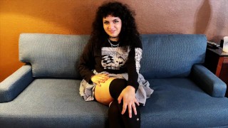 Goth College Studentin Düstere Kitti Bekommt Eine Gesichtsbehandlung Und Mit Sperma Im Gesicht Gefickt