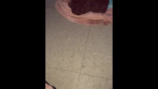 Je peux te pisser dessus ?