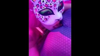 @Sexyneonkitty трахаю задницу Человека-паука. Сексуальный Римминг