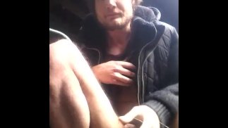 在邻居和精液的视野中脱落