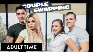 ADULT TIME - Gia Derza e Destiny Cruz si fanno scopare duramente nel miglior quartetto di scambio completo!