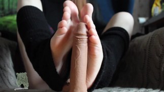 Voglio toccarti dolcemente con i miei piedi