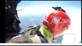 ホールオブフェイマーソロスカイダイビング