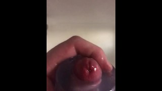 Einfassung harter Schwanz in der Dusche mit Ärmel