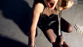Viktoria Goo & The Piss Flood - S.O.S.! - Can I drink it all?