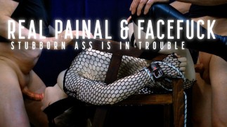 Painal & FaceFuck Fantasy - Stuborn mała dupa jest boleśnie zerżnięta, podczas gdy kutas jest głęboko w jej ustach