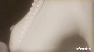 Ein echtes Paar hat heißen Sex aus der Prohibitionszeit