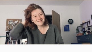 Une pipe aimante mène à un creampie massif 