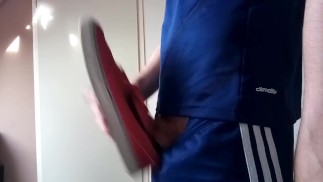 mit und auf meinen Nike Schuhen