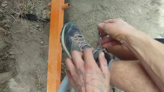 Hard Work sous le soleil. Imaginez-vous ce qui se passe à l’intérieur de mes chaussures ? Attends mes pieds moites.