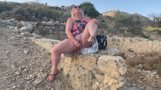 Outdoor Masturbation and Squirts - Nympho Wife Real Orgasms