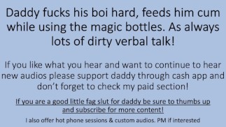 Papà scopa il suo ragazzo, lo nutre Cum mentre usa bottiglie speciali. (Chiacchiere sporche verbali)