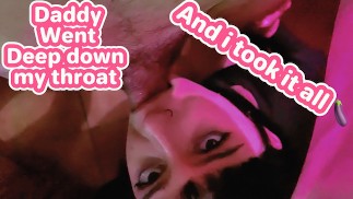 Daddyst理論-十代のブルネットは喉に大きなペニスを取ります-トレーニング