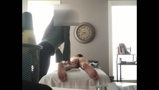 Schwedische WILF RMT gibt Monster Asian Cock nach