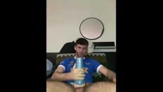Парень Str8 Берет Фаллоимитатор В Задницу И Трахает Fleshlight