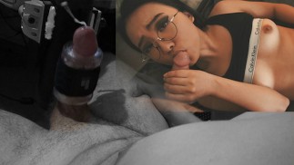 Hete Aziatische teef zuigt mijn lul via seksmachine