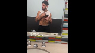 Fitnessstudio wichsen