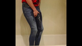 Desperate Alt Enby Pisses in Skinny Jeans After Holding for 12 Hours