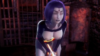 Raven fait un tour sur le poney en bois BSDM | Porno Titans