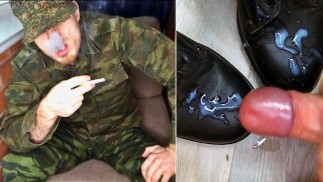 Soldado FODA JOVEM GAY E CUMS EM SUAS BOTAS / Homem Geme / Dirty Talk / Fumar