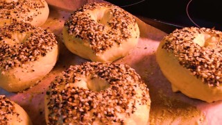 Дрочу, любя мои домашние теплые рогалики