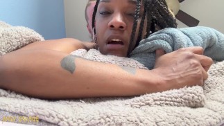 Tetas grandes BLACK MILF Pov Mamada y SQUIRT para rey blanco