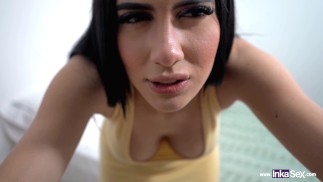 douce tentation, belle latina baise le demi-frère de son petit ami pour venger l’infidélité - Ambar prada