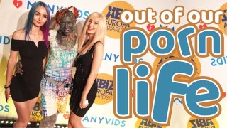 Behinde the scene XBIZ awards Berlin - Anuskatzz et Lily lu visitent le spectacle et profitent de l’heure des adultes