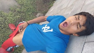 En El Patio Caliente Masturbandome 🔥🥵