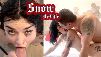 Submisivní gotický teen má skutečný orgasmus (rimming, nedbalý kouření, zezadu)
