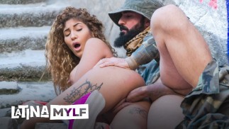 Big Ass Babe Venus Afrodita sale para sexo duro - LATINA MYLF
