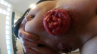 Cum en mi prolapso y orinar en mi coño