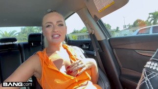 Bang Surprise - Ta Blondynka Elana Bunnz Poprosiła BBC I Dostarczyliśmy
