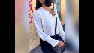 Sexe pour de l’argent! Hot milf mexicaine dans la rue! Je lui donne de l’argent pour du sexe oral en public et de gros seins! Volume 1