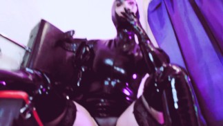 Fumo Feticcio Dominatrice Eva Lattice Gomma Milf Sexy Femdom Padrona Guanti Stivali BDSM Tacchi Alti