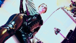 Domina Eva Lattice PVC Vinile Feticcio Culo Grosso Milf Femdom Padrona Culo Grosso Sexy Dea Occhiali Leggins