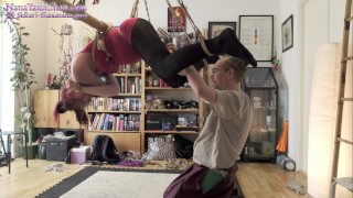 experimento, suspensión shibari asimétrica de bambúo, orgasmo tembloroso